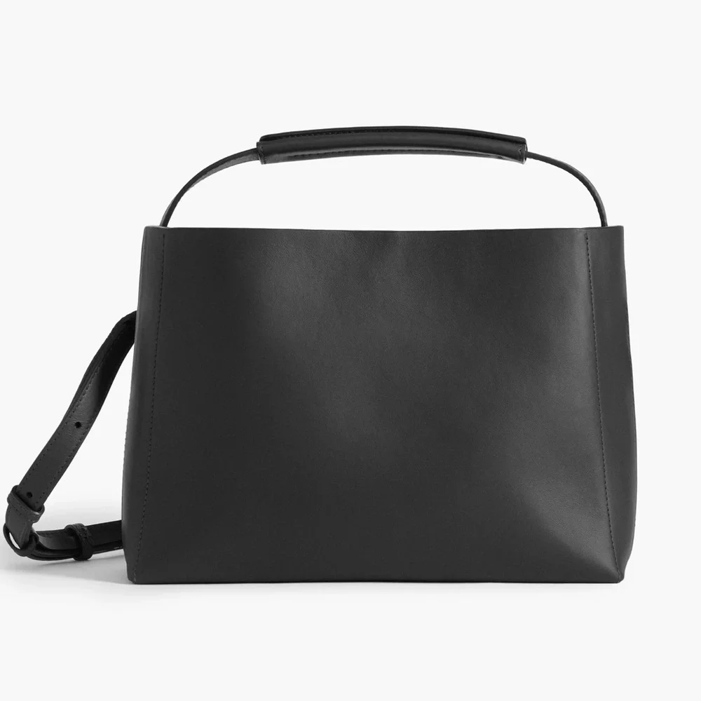 Flattered Classic Leather Bag. Scandinavian Minimalist Brand. Hedda Grande Tote. - Picture 2 of 16